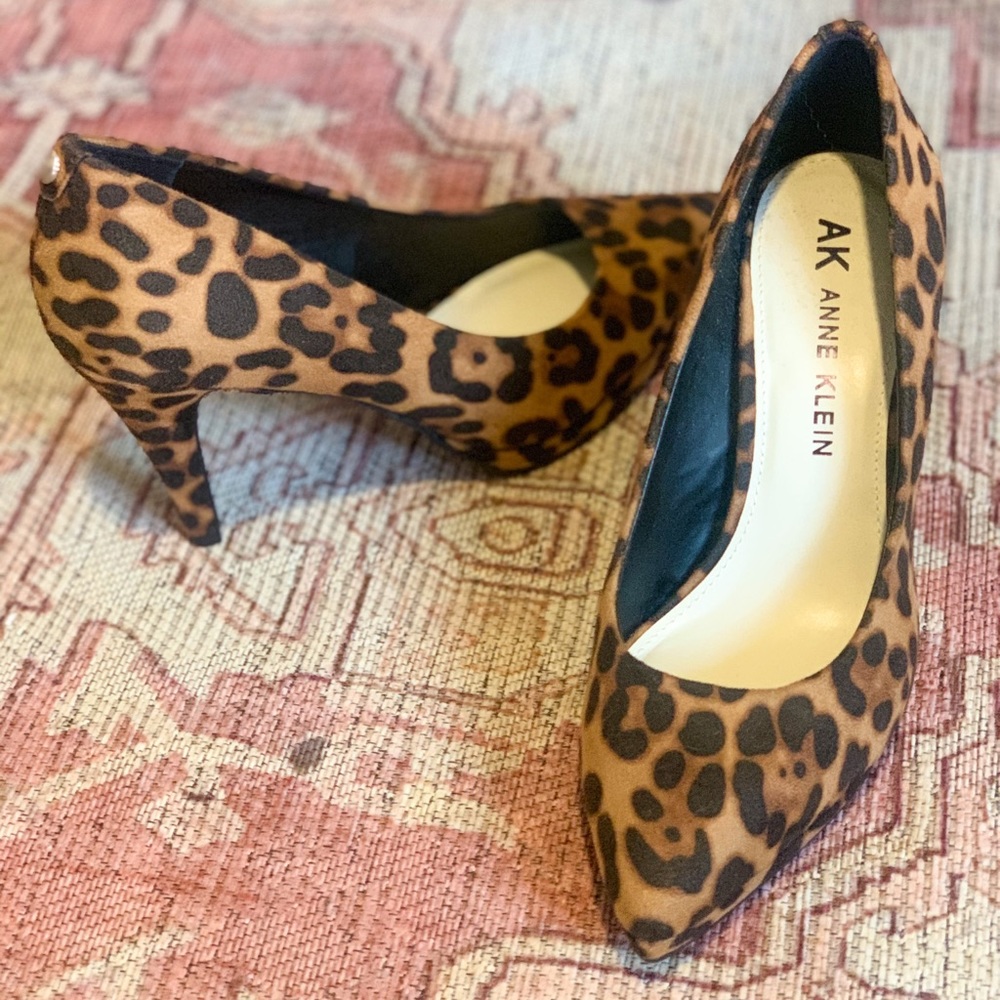 Brand new Anne Klein leopard 🐆 pumps. NWT.